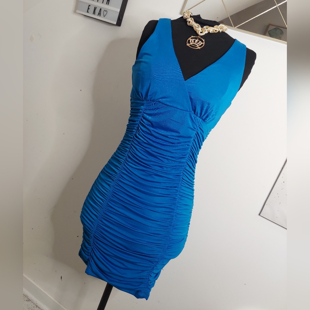 Ribbed cocktail dress - Picture 6 of 9